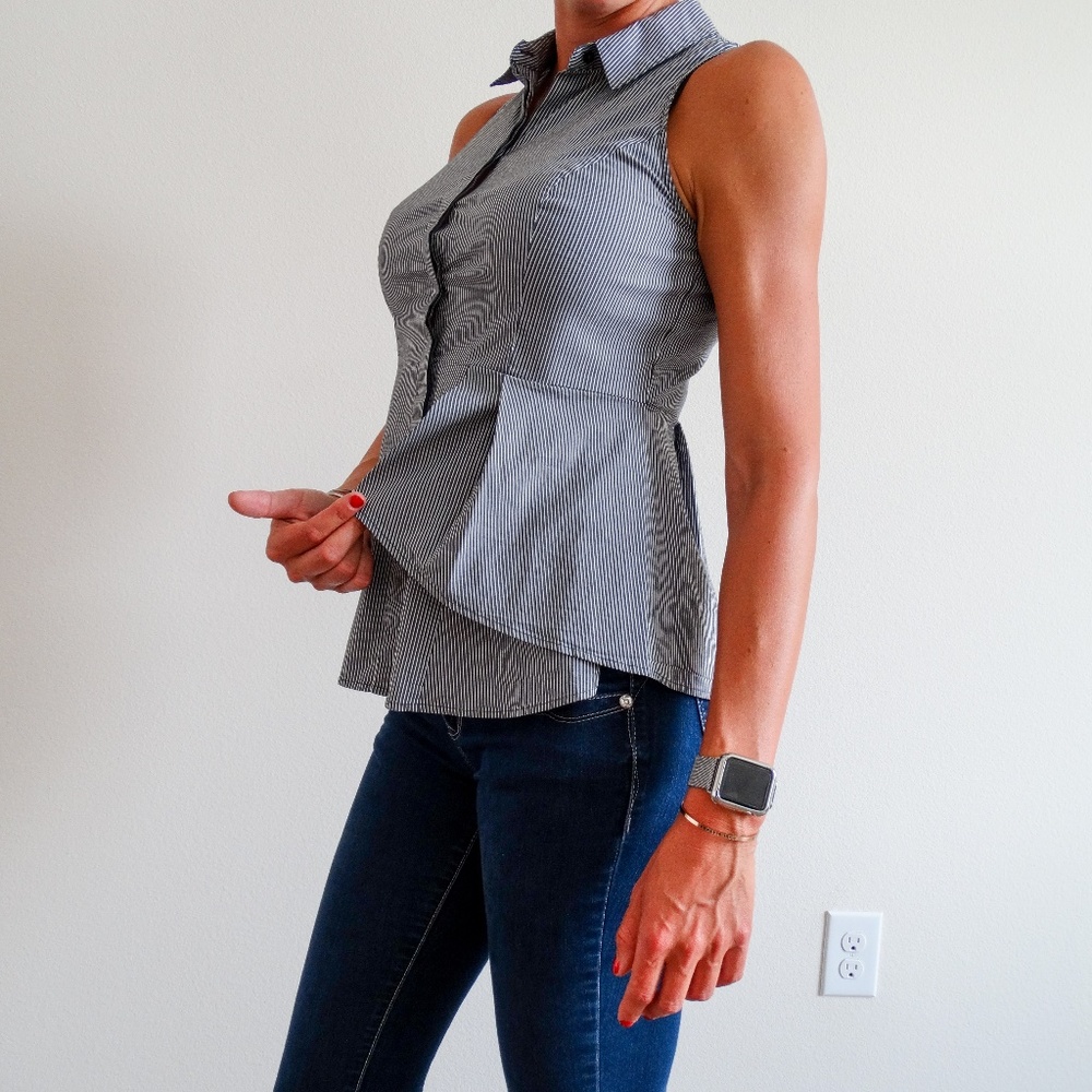NWOT White House Striped Sleeveless Collar Top - Picture 1 of 8